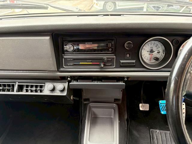 サニートラック ロングＤＸ　ＷＥＢＥＲ４５　タコアシ　サイド管　Ｆ車高調　ロールバー　純正クーラー　ワタナベ１４インチＦ８．５Ｊ　Ｒ１０．０Ｊ　Ａ１２改１３００ｃｃ　ハイカム７４度（18枚目）