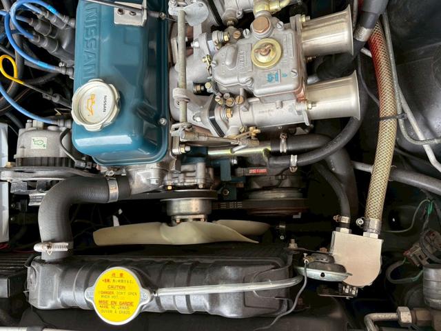 サニートラック ロングＤＸ　ＷＥＢＥＲ４５　タコアシ　サイド管　Ｆ車高調　ロールバー　純正クーラー　ワタナベ１４インチＦ８．５Ｊ　Ｒ１０．０Ｊ　Ａ１２改１３００ｃｃ　ハイカム７４度（32枚目）