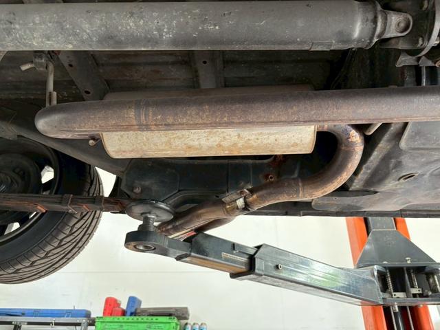 サニートラック ロングＤＸ　ＷＥＢＥＲ４５　タコアシ　サイド管　Ｆ車高調　ロールバー　純正クーラー　ワタナベ１４インチＦ８．５Ｊ　Ｒ１０．０Ｊ　Ａ１２改１３００ｃｃ　ハイカム７４度（41枚目）