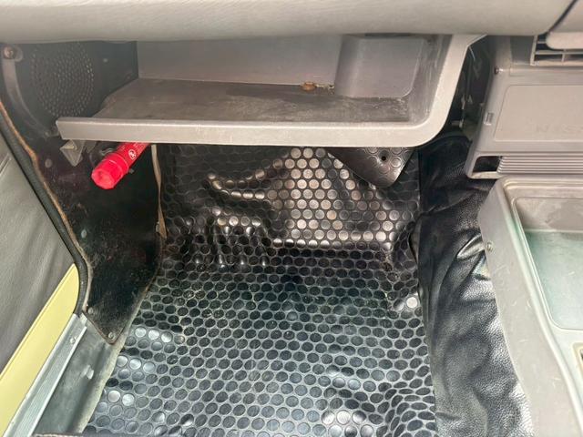 サニートラック ロングＤＸ　Ａ１５載換公認済　ソレックス４０パイ　タコアシ　デュアルマフラー　Ｆ車高調（42枚目）