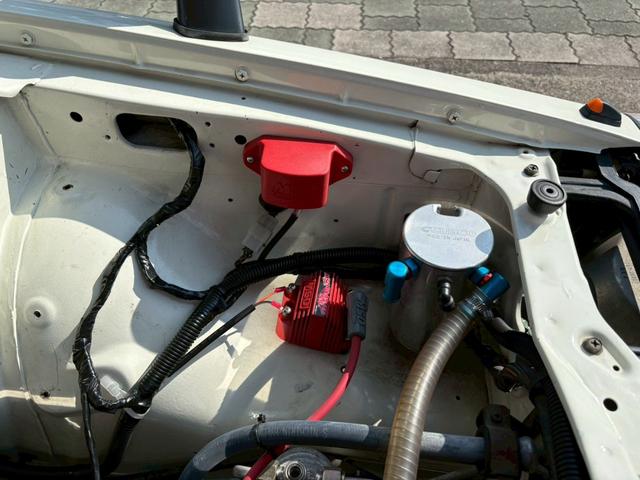 スカイライン ２０００ＧＴ－Ｅ　Ｘ　純正本革　ソレクッス４０　５速　タコアシ　マフラー　車高調（33枚目）