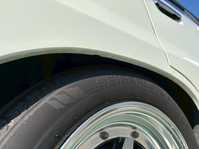 スカイライン ２０００ＧＴ－Ｅ　Ｘ　純正本革　ソレクッス４０　５速　タコアシ　マフラー　車高調（58枚目）