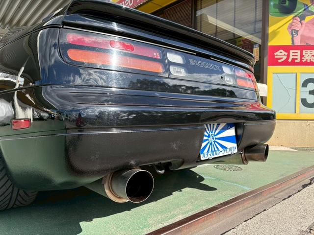 フェアレディＺ バージョンＳ　ノーマルルーフ　ノンターボ　５速　車高調　マフラー　１８インチアルミ　タイミングベルト交換済み（10枚目）