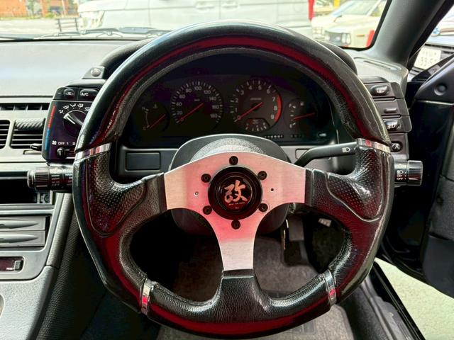 フェアレディＺ バージョンＳ　ノーマルルーフ　ノンターボ　５速　車高調　マフラー　１８インチアルミ　タイミングベルト交換済み（13枚目）