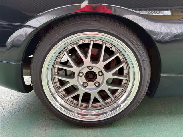 フェアレディＺ バージョンＳ　ノーマルルーフ　ノンターボ　５速　車高調　マフラー　１８インチアルミ　タイミングベルト交換済み（33枚目）