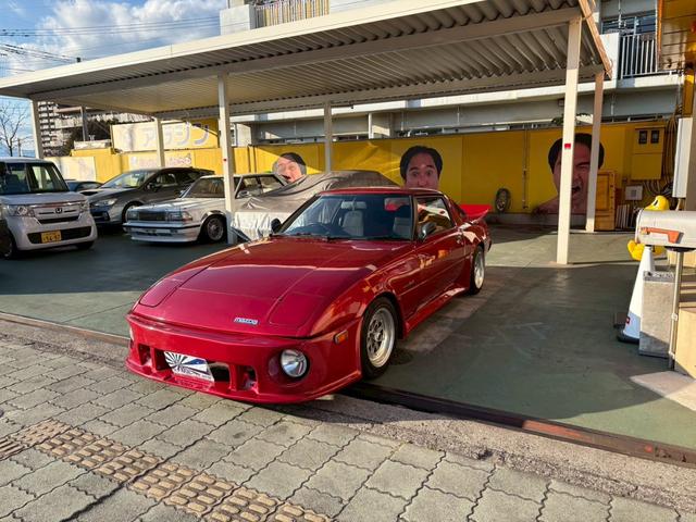 マツダ サバンナRX-7 ダウンドラフトWEBER仕様 5速 フルエアロ タコアシ マフラー 車高調 アイローネゲート オイルクーラー アルミラジエター(6枚目)