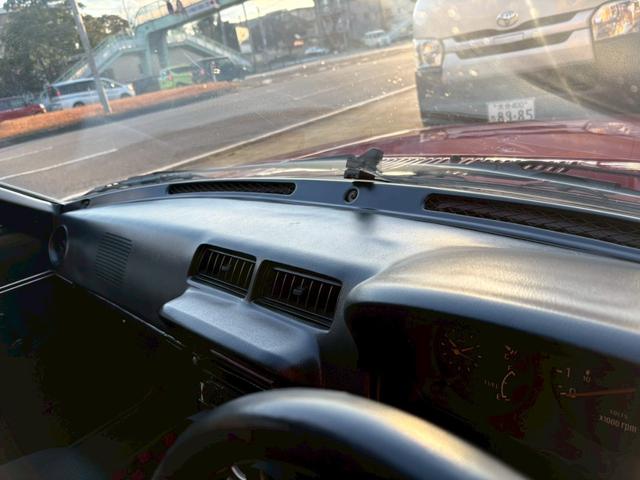 マツダ サバンナRX-7 ダウンドラフトWEBER仕様 5速 フルエアロ タコアシ マフラー 車高調 アイローネゲート オイルクーラー アルミラジエター(18枚目)