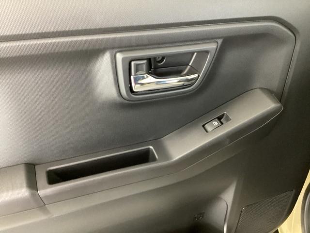 タフト Ｇ　ナビ　フルセグ　スカイフィールトップ　運転席助手席エアバッグ　被害軽減ブレーキ　コーナーセンサ　シートＨ　リアカメラ　スマートキー＆プッシュスタート　横滑り防止　ＵＳＢ接続　ＥＴＣ　サイドエアバッグ（36枚目）