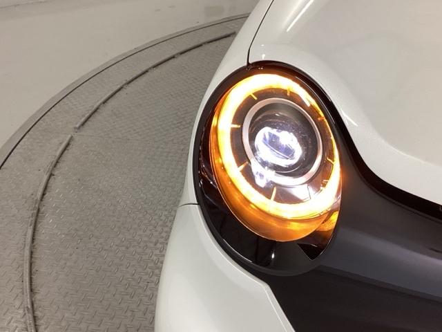 Ｎ－ＯＮＥ オリジナル　純正ナビ　フルセグ　リアカメラ　追突被害軽減ブレーキ　オートクルーズコントロール　サイドエアバック　クリアランスソナー　ナビ＆ＴＶ　ＬＥＤライト　ＵＳＢ　ＷＡＢ　Ｂカメラ　セキュリティ　エアバッグ（29枚目）