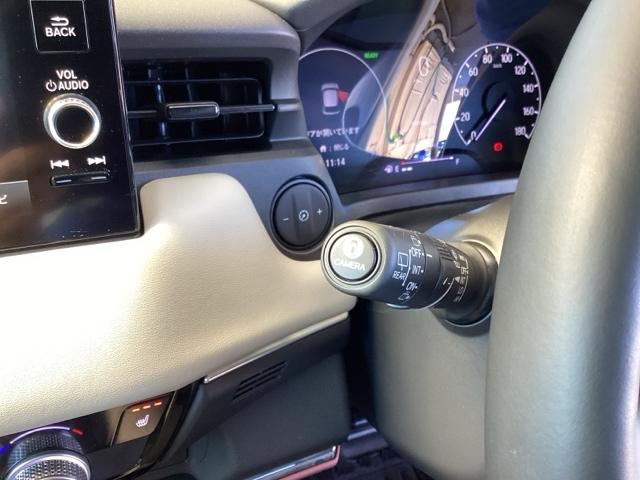 ヴェゼル e:HEVPLaY メモリーナビ ドラレコ ETC 衝突被害軽減ブレーキ カーテンエアバッグ 盗難防止装置 アイドルストップ ABS ESC フルオートエアコン リアカメラ シートヒータ エアバッグ Aライト 記録簿(20枚目)