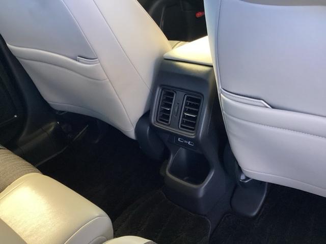 ヴェゼル e:HEVPLaY メモリーナビ ドラレコ ETC 衝突被害軽減ブレーキ カーテンエアバッグ 盗難防止装置 アイドルストップ ABS ESC フルオートエアコン リアカメラ シートヒータ エアバッグ Aライト 記録簿(27枚目)