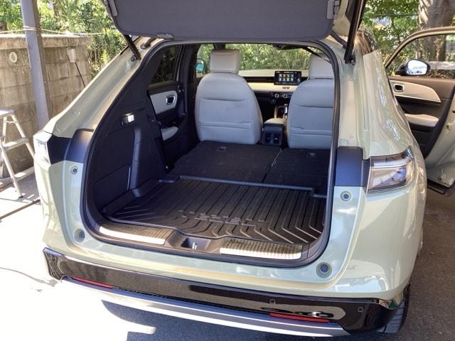 ヴェゼル e:HEVPLaY メモリーナビ ドラレコ ETC 衝突被害軽減ブレーキ カーテンエアバッグ 盗難防止装置 アイドルストップ ABS ESC フルオートエアコン リアカメラ シートヒータ エアバッグ Aライト 記録簿(31枚目)