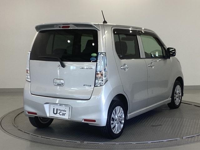 ワゴンＲ ＦＺ　メモリーナビ　ドラレコ　ＥＴＣ　Ｄレコ　ＤＶＤ再生可能　ナビ＆ＴＶ　ｉ－ｓｔｏｐ　ワンセグテレビ　運転席側シートヒーター　スマートキープッシュスタート　セキュリティアラーム　エアコン　ＥＳＣ　ＡＢＳ（8枚目）