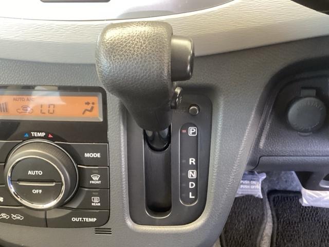 ワゴンＲ ＦＺ　メモリーナビ　ドラレコ　ＥＴＣ　Ｄレコ　ＤＶＤ再生可能　ナビ＆ＴＶ　ｉ－ｓｔｏｐ　ワンセグテレビ　運転席側シートヒーター　スマートキープッシュスタート　セキュリティアラーム　エアコン　ＥＳＣ　ＡＢＳ（13枚目）