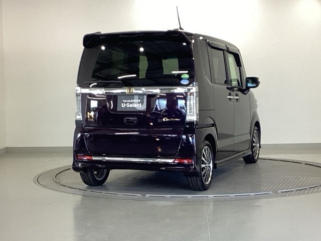 Ｎ－ＢＯＸカスタム Ｇ・ターボＬパッケージ　メモリーナビ　ＥＴＣ　リアカメラ　ＡＵＴＯエアコン　ナビＴＶ　地デジテレビ　Ｂカメ　盗難警報装置　横滑防止装置　ＰＳ　ＰＷ　ターボエンジン　運転席エアバッグ　オートクルーズ　キーレスエントリー　ＡＢＳ（11枚目）