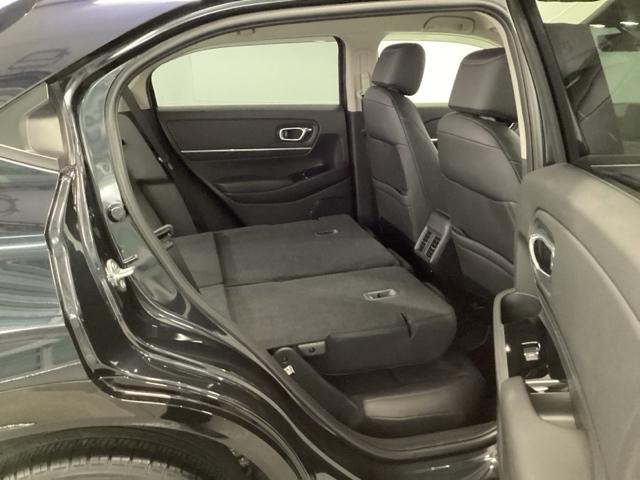 ヴェゼル ｅ：ＨＥＶＺ　メモリーナビ　ドラレコ　ＥＴＣ　衝突回避支援ブレーキ機能　スマキ　Ｐトランク　フルオートエアコン　Ｄレコ　エアバッグ　両席エアバック　Ｒカメ　パワーウィンドウ　ＬＥＤランプ　ソナー　クルーズＣ　ＵＳＢ（28枚目）