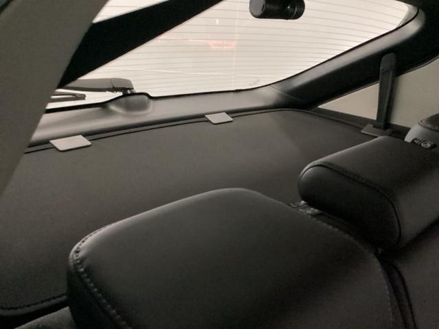 ヴェゼル ｅ：ＨＥＶＺ　メモリーナビ　ドラレコ　ＥＴＣ　衝突回避支援ブレーキ機能　スマキ　Ｐトランク　フルオートエアコン　Ｄレコ　エアバッグ　両席エアバック　Ｒカメ　パワーウィンドウ　ＬＥＤランプ　ソナー　クルーズＣ　ＵＳＢ（30枚目）