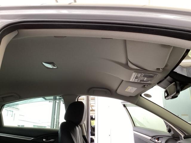 シビック セダン　純正メモリーナビ　本革パワーシート　サイドエアバッグ　ＤＶＤ視聴可能　横滑り防止装置　ＵＳＢ　地デジＴＶ　リアカメラ　クルーズコントロール　アイドリングストップ　スマキー　前席シートヒーター　ＡＢＳ（54枚目）