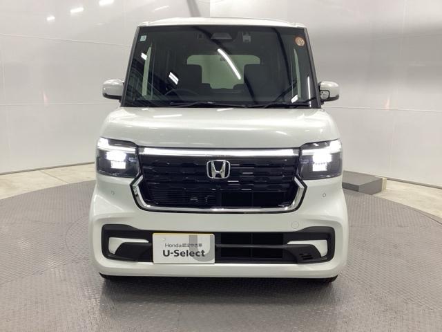 Ｎ－ＢＯＸカスタム ベースグレード　純正メモリーナビ　ドラレコ　リアカメラ　ＵＳＢ接続　ＣＭＢＳ　Ｄレコ　ベンチシート　オートエアコン　スマートキ　ＬＥＤ　盗難防止装置　クルコン　ＥＴＣ　バックカメラ　フルセグＴＶ　パワーステアリング（6枚目）