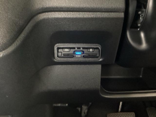 Ｎ－ＢＯＸカスタム ベースグレード　純正メモリーナビ　ドラレコ　リアカメラ　ＵＳＢ接続　ＣＭＢＳ　Ｄレコ　ベンチシート　オートエアコン　スマートキ　ＬＥＤ　盗難防止装置　クルコン　ＥＴＣ　バックカメラ　フルセグＴＶ　パワーステアリング（13枚目）