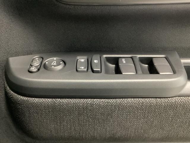 Ｎ－ＢＯＸカスタム ベースグレード　純正メモリーナビ　ドラレコ　リアカメラ　ＵＳＢ接続　ＣＭＢＳ　Ｄレコ　ベンチシート　オートエアコン　スマートキ　ＬＥＤ　盗難防止装置　クルコン　ＥＴＣ　バックカメラ　フルセグＴＶ　パワーステアリング（34枚目）