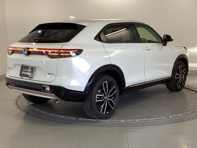 ヴェゼル e:HEVZ 純正ナビ フルセグ リアカメラ 衝突回避支援ブレーキ機能 スマキ Pトランク フルオートエアコン Dレコ エアバッグ 両席エアバック Rカメ パワーウィンドウ LEDランプ ソナー クルーズC USB(8枚目)