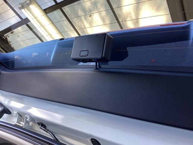 ヴェゼル e:HEVZ 純正ナビ フルセグ リアカメラ 衝突回避支援ブレーキ機能 スマキ Pトランク フルオートエアコン Dレコ エアバッグ 両席エアバック Rカメ パワーウィンドウ LEDランプ ソナー クルーズC USB(24枚目)