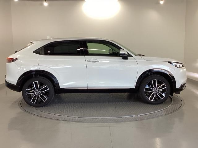 ヴェゼル e:HEVZ 純正ナビ フルセグ リアカメラ 衝突回避支援ブレーキ機能 スマキ Pトランク フルオートエアコン Dレコ エアバッグ 両席エアバック Rカメ パワーウィンドウ LEDランプ ソナー クルーズC USB(32枚目)