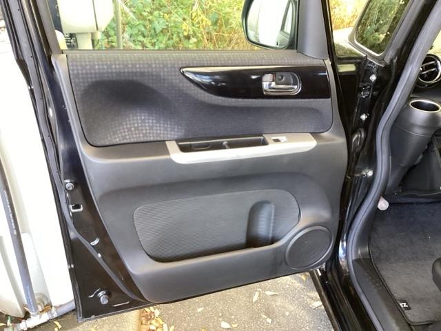 Ｎ－ＢＯＸカスタム ＧＳＳパッケージ　純正メモリーナビ　両側電動スライドドア　両側パワ－スライドドア　ＴＶナビ　整備記録簿　スマ－トキ－　Ｂカメ　ＥＴＣ付き　エアコン　ＥＳＣ　Ａ－ＳＴＯＰ　盗難防止システム　パワーウィンドウ　ＤＶＤ（34枚目）