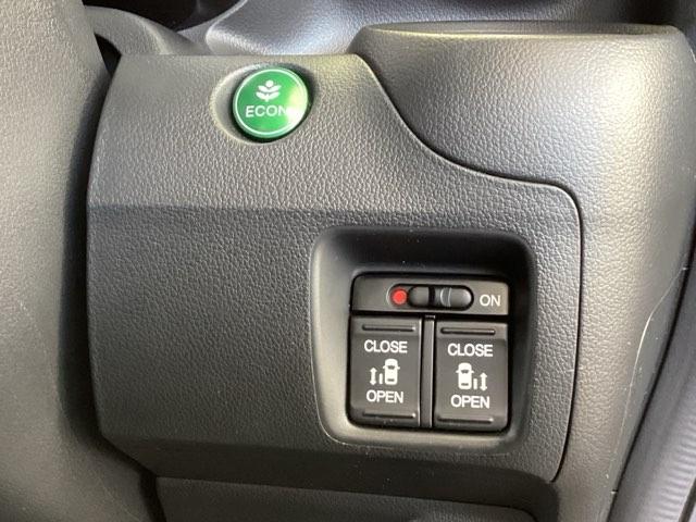 Ｎ－ＢＯＸカスタム ＧＳＳパッケージ　純正メモリーナビ　両側電動スライドドア　両側パワ－スライドドア　ＴＶナビ　整備記録簿　スマ－トキ－　Ｂカメ　ＥＴＣ付き　エアコン　ＥＳＣ　Ａ－ＳＴＯＰ　盗難防止システム　パワーウィンドウ　ＤＶＤ（44枚目）