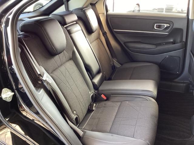 ヴェゼル e:HEVZ 純正ナビ フルセグ リアカメラ 衝突回避支援ブレーキ機能 スマキ Pトランク フルオートエアコン エアバッグ 両席エアバック Rカメ パワーウィンドウ LEDランプ ソナー クルーズC ナビ&TV(20枚目)