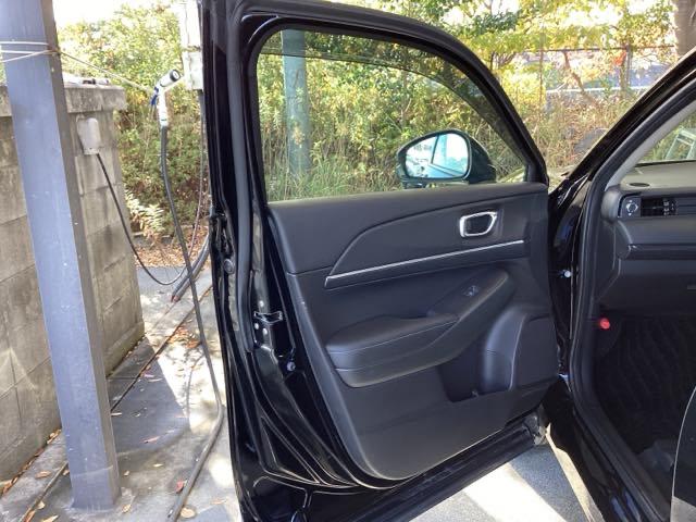 ヴェゼル e:HEVZ 純正ナビ フルセグ リアカメラ 衝突回避支援ブレーキ機能 スマキ Pトランク フルオートエアコン エアバッグ 両席エアバック Rカメ パワーウィンドウ LEDランプ ソナー クルーズC ナビ&TV(36枚目)