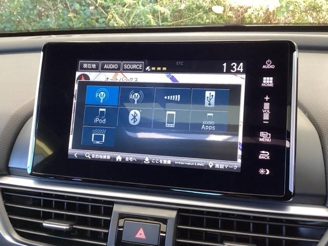 アコード ＥＸ　純正メモリーナビ　本革Ｐシート　Ｓルーフ　カーテンエアバッグ　イモビ　追突軽減ブレーキ　オートエアコン　ＬＥＤヘッドライト　パワ－シ－ト　皮シート　横滑り防止装置　地デジフルセグ　スマキー　ＵＳＢ接続（12枚目）