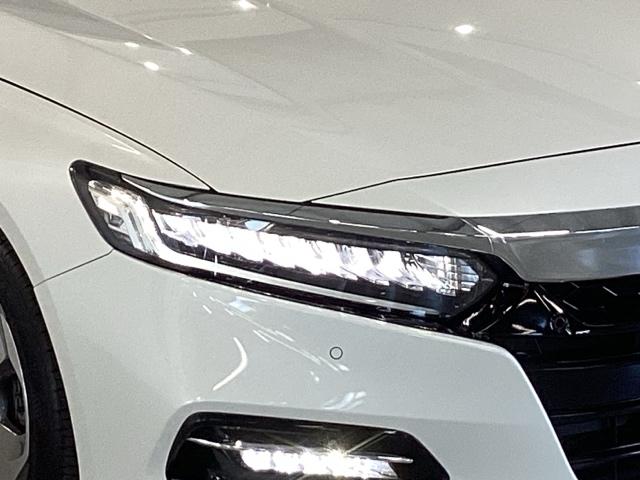 アコード ＥＸ　純正メモリーナビ　本革Ｐシート　Ｓルーフ　カーテンエアバッグ　イモビ　追突軽減ブレーキ　オートエアコン　ＬＥＤヘッドライト　パワ－シ－ト　皮シート　横滑り防止装置　地デジフルセグ　スマキー　ＵＳＢ接続（23枚目）