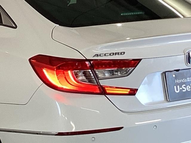 アコード ＥＸ　純正メモリーナビ　本革Ｐシート　Ｓルーフ　カーテンエアバッグ　イモビ　追突軽減ブレーキ　オートエアコン　ＬＥＤヘッドライト　パワ－シ－ト　皮シート　横滑り防止装置　地デジフルセグ　スマキー　ＵＳＢ接続（29枚目）