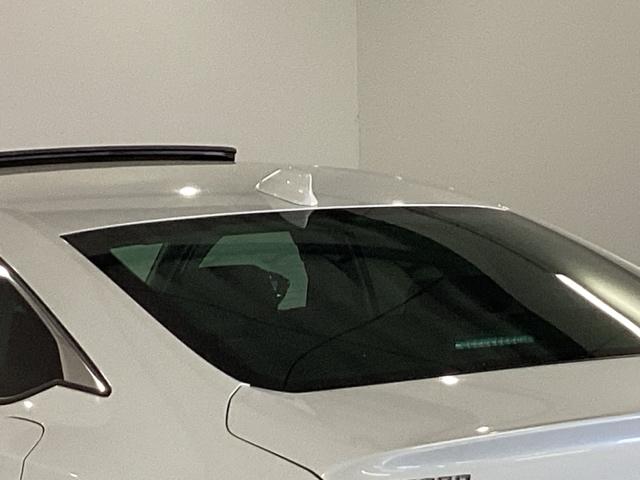 アコード ＥＸ　純正メモリーナビ　本革Ｐシート　Ｓルーフ　カーテンエアバッグ　イモビ　追突軽減ブレーキ　オートエアコン　ＬＥＤヘッドライト　パワ－シ－ト　皮シート　横滑り防止装置　地デジフルセグ　スマキー　ＵＳＢ接続（30枚目）