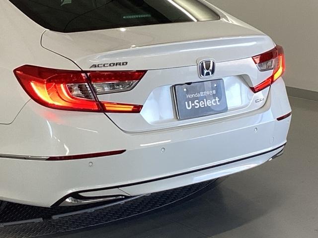 アコード ＥＸ　純正メモリーナビ　本革Ｐシート　Ｓルーフ　カーテンエアバッグ　イモビ　追突軽減ブレーキ　オートエアコン　ＬＥＤヘッドライト　パワ－シ－ト　皮シート　横滑り防止装置　地デジフルセグ　スマキー　ＵＳＢ接続（31枚目）