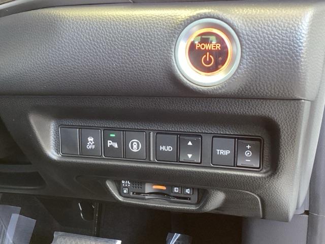 アコード ＥＸ　純正メモリーナビ　本革Ｐシート　Ｓルーフ　カーテンエアバッグ　イモビ　追突軽減ブレーキ　オートエアコン　ＬＥＤヘッドライト　パワ－シ－ト　皮シート　横滑り防止装置　地デジフルセグ　スマキー　ＵＳＢ接続（49枚目）