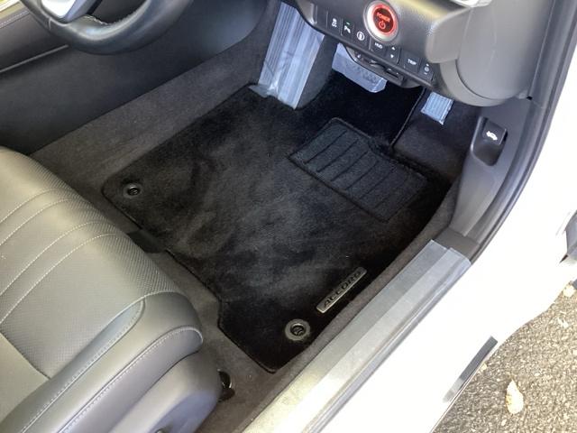 アコード ＥＸ　純正メモリーナビ　本革Ｐシート　Ｓルーフ　カーテンエアバッグ　イモビ　追突軽減ブレーキ　オートエアコン　ＬＥＤヘッドライト　パワ－シ－ト　皮シート　横滑り防止装置　地デジフルセグ　スマキー　ＵＳＢ接続（58枚目）