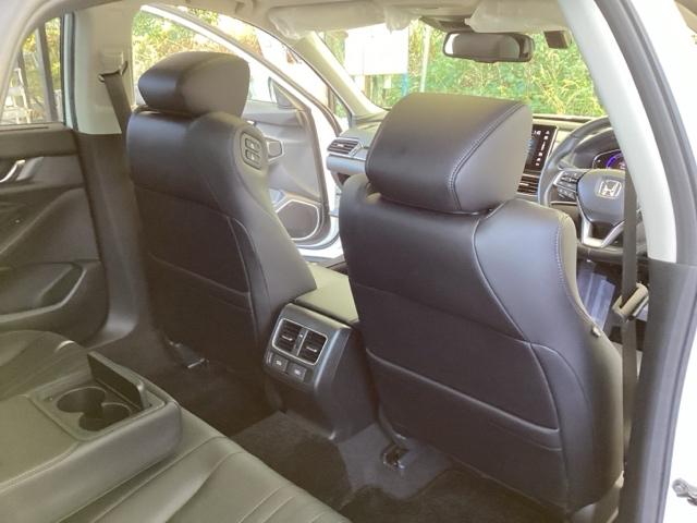 アコード ＥＸ　純正メモリーナビ　本革Ｐシート　Ｓルーフ　カーテンエアバッグ　イモビ　追突軽減ブレーキ　オートエアコン　ＬＥＤヘッドライト　パワ－シ－ト　皮シート　横滑り防止装置　地デジフルセグ　スマキー　ＵＳＢ接続（64枚目）