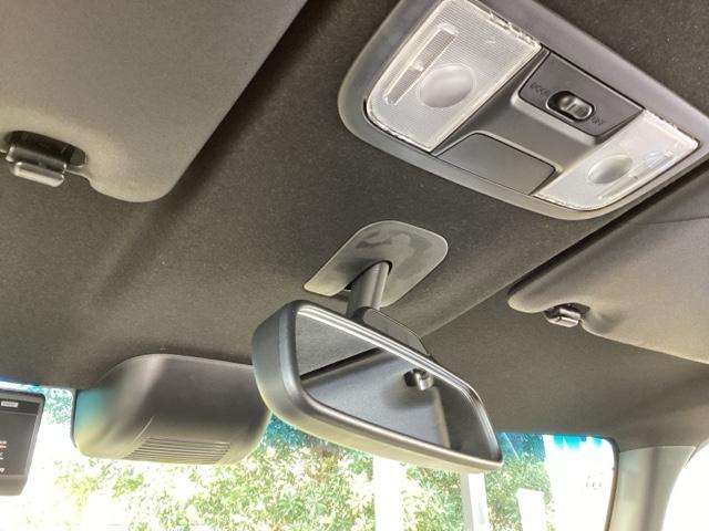 Ｎ－ＢＯＸカスタム Ｇ・Ｌターボホンダセンシング　純正ナビ　フルセグ　リアカメラ　両側ＰＷスライドドア　Ｂモニタ　Ｉストップ　セキュリティー　ＵＳＢ接続　クルーズコントロール　ナビＴＶ　キーレスエントリー　ＶＳＡ　ベンチＳ　ＬＥＤランプ　ターボモデル（45枚目）