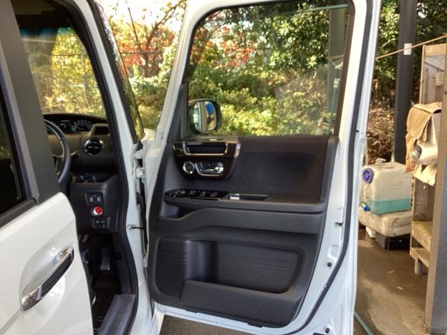 Ｎ－ＢＯＸカスタム Ｇ・Ｌターボホンダセンシング　純正ナビ　フルセグ　リアカメラ　両側ＰＷスライドドア　Ｂモニタ　Ｉストップ　セキュリティー　ＵＳＢ接続　クルーズコントロール　ナビＴＶ　キーレスエントリー　ＶＳＡ　ベンチＳ　ＬＥＤランプ　ターボモデル（51枚目）