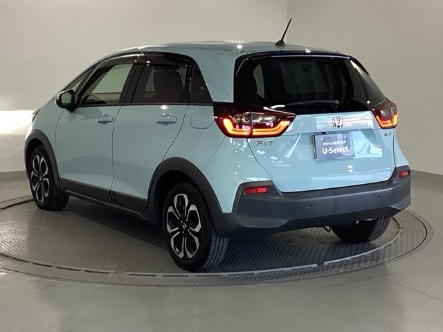 フィット ｅ：ＨＥＶクロスター　純正メモリーナビ　リアカメラ　ＥＴＣ　衝突回避システム　フルオートエアコン　整備記録簿　前後センサー　ＬＥＤランプ　エアバッグ　サイドエアバック　地デジ　オートクルーズコントロール　ＶＳＡ　ＵＳＢ（26枚目）