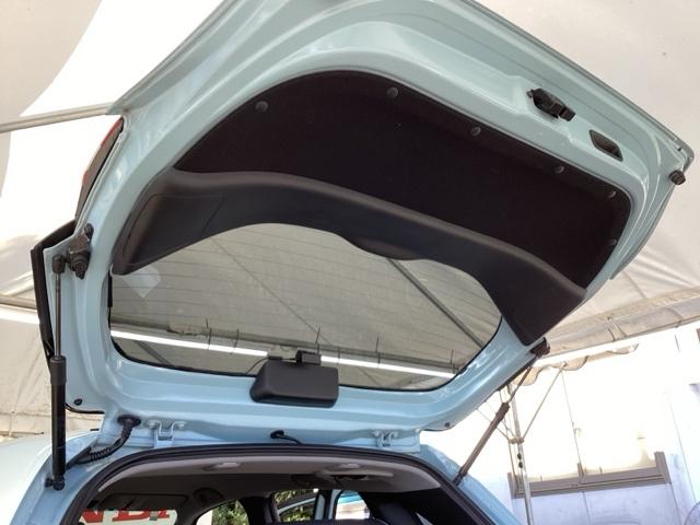 フィット ｅ：ＨＥＶクロスター　純正メモリーナビ　リアカメラ　ＥＴＣ　衝突回避システム　フルオートエアコン　整備記録簿　前後センサー　ＬＥＤランプ　エアバッグ　サイドエアバック　地デジ　オートクルーズコントロール　ＶＳＡ　ＵＳＢ（66枚目）