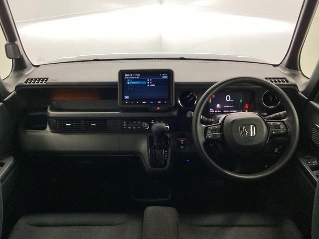 Ｎ－ＢＯＸカスタム ベースグレード　ＨｏｎｄａＣＯＮＮＥＣＴ対応純正メモリーナビ　ＣＭＢＳ　ベンチシート　オートエアコン　スマートキ　ＬＥＤ　盗難防止装置　クルコン　ＥＴＣ　バックカメラ　フルセグＴＶ　パワーステアリング　エアバッグ（2枚目）
