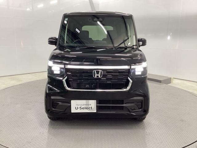 Ｎ－ＢＯＸカスタム ベースグレード　ＨｏｎｄａＣＯＮＮＥＣＴ対応純正メモリーナビ　ＣＭＢＳ　ベンチシート　オートエアコン　スマートキ　ＬＥＤ　盗難防止装置　クルコン　ＥＴＣ　バックカメラ　フルセグＴＶ　パワーステアリング　エアバッグ（6枚目）