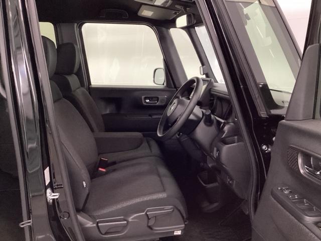 Ｎ－ＢＯＸカスタム ベースグレード　ＨｏｎｄａＣＯＮＮＥＣＴ対応純正メモリーナビ　ＣＭＢＳ　ベンチシート　オートエアコン　スマートキ　ＬＥＤ　盗難防止装置　クルコン　ＥＴＣ　バックカメラ　フルセグＴＶ　パワーステアリング　エアバッグ（17枚目）