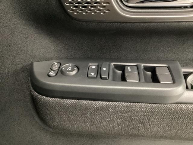 Ｎ－ＢＯＸカスタム ベースグレード　ＨｏｎｄａＣＯＮＮＥＣＴ対応純正メモリーナビ　ＣＭＢＳ　ベンチシート　オートエアコン　スマートキ　ＬＥＤ　盗難防止装置　クルコン　ＥＴＣ　バックカメラ　フルセグＴＶ　パワーステアリング　エアバッグ（28枚目）