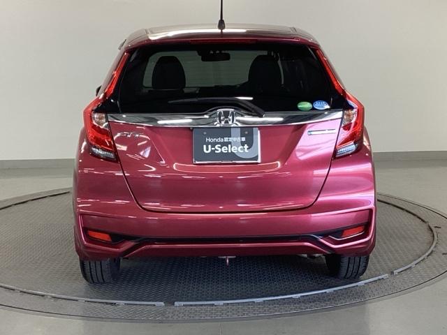 フィットハイブリッド F 純正ナビ フルセグ リアカメラ 地デジTV ナビTV 横滑り防止装置 フルオートエアコン イモビライザー キーフリーシステム 全席パワーウインドウ パワーステアリング アクティブクルーズ ABS(9枚目)