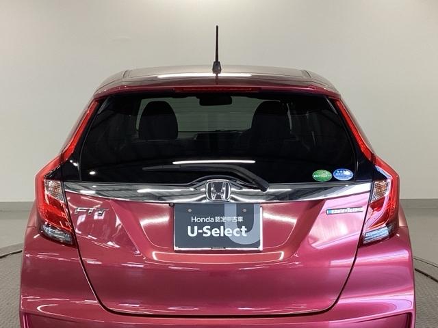 フィットハイブリッド F 純正ナビ フルセグ リアカメラ 地デジTV ナビTV 横滑り防止装置 フルオートエアコン イモビライザー キーフリーシステム 全席パワーウインドウ パワーステアリング アクティブクルーズ ABS(31枚目)